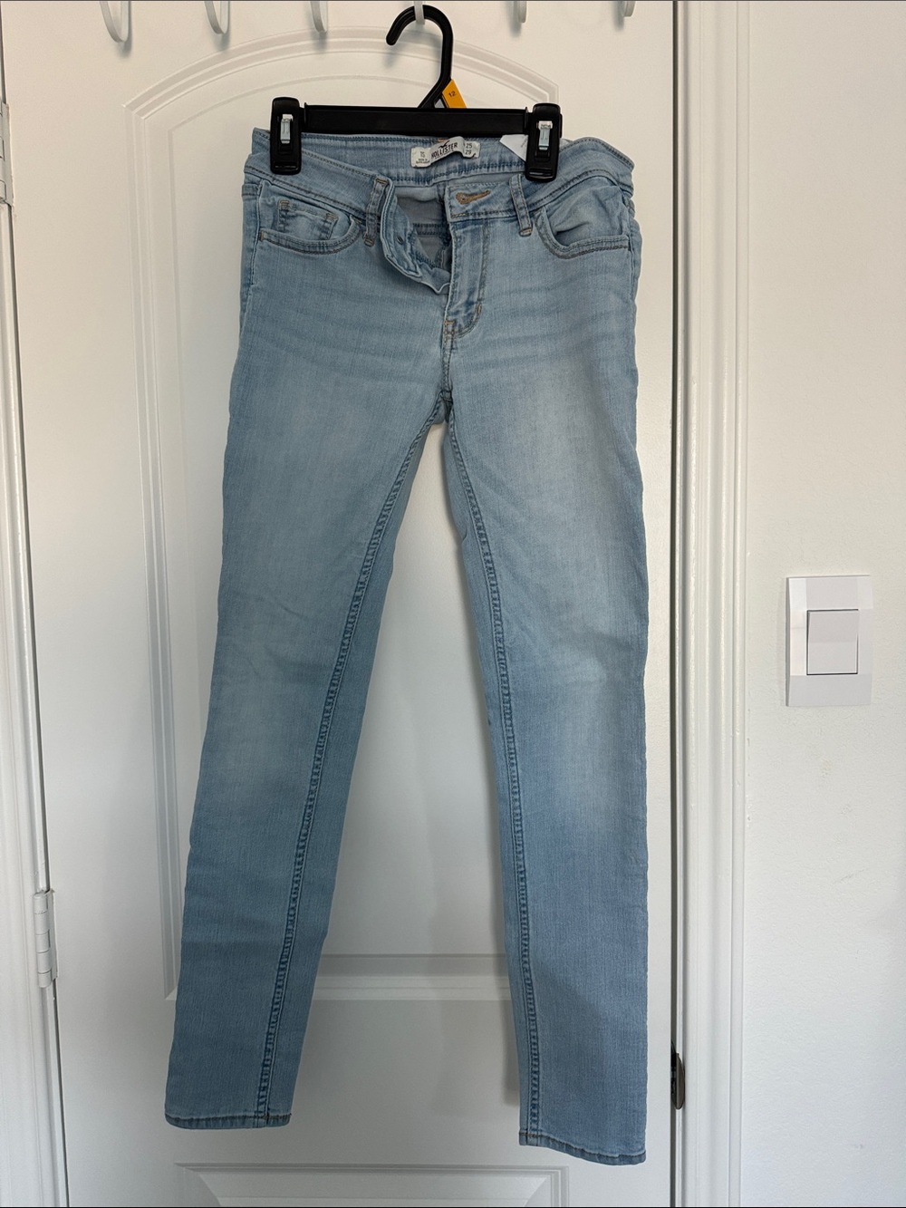 Hollister Women's Light Blue High Rise Jeans
